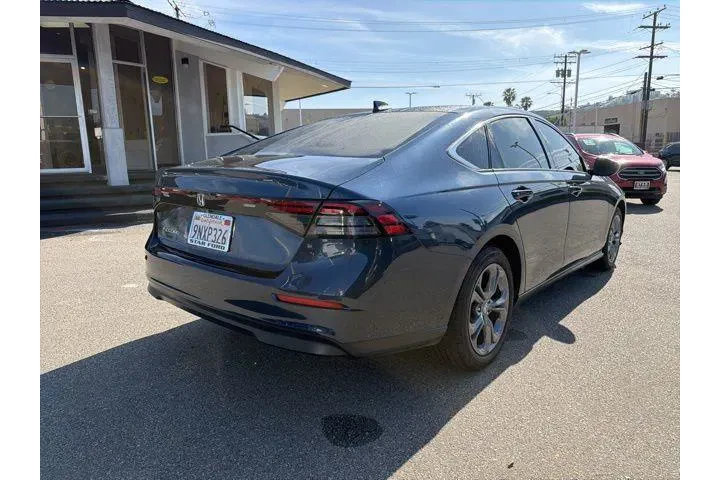 $26361 : Honda Accord 2024 EX 4dr Sed image 7