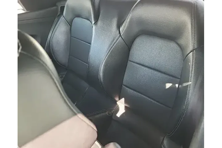 $20950 : Ford Mustang 2022 EcoBoost P image 7