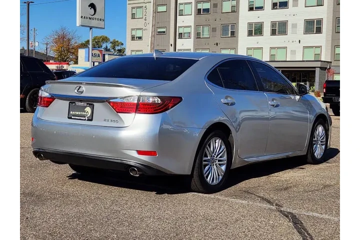 $14572 : 2015 ES 350 image 10
