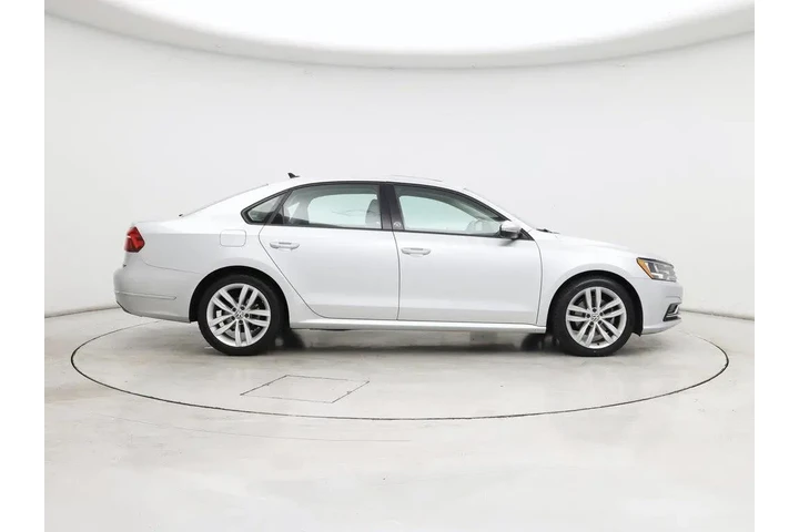 $14998 : Volkswagen Passat 2019 Wolfs image 7