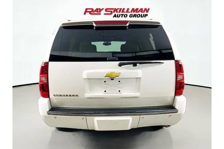 $15975 : Chevrolet Suburban 2013 4x4 image 6