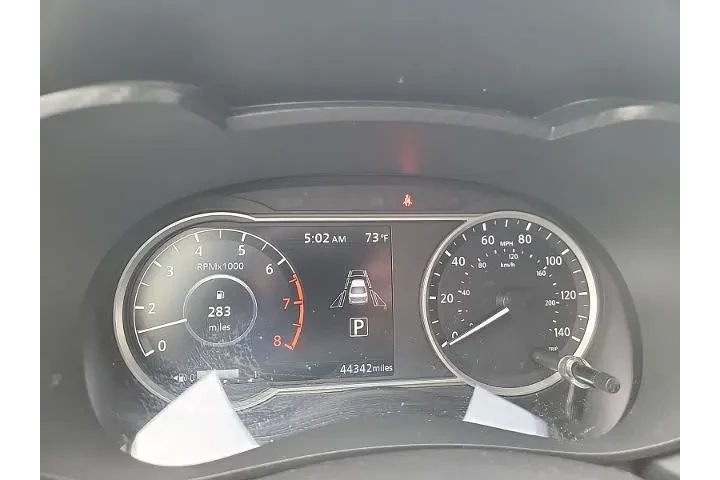 $17998 : Nissan Versa 2023 SR 4dr Sed image 5