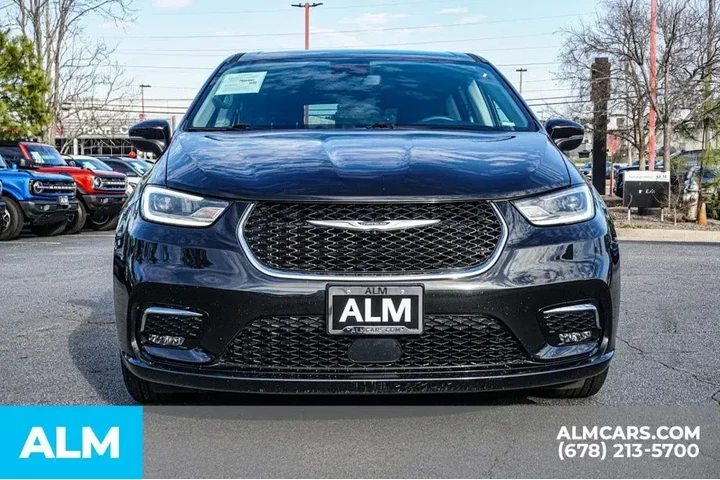 $23720 : Chrysler Pacifica 2023 Touri image 10