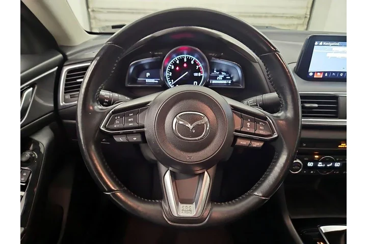 $17998 : Mazda Mazda3 2018 Grand Tour image 10