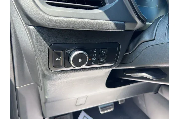 $27658 : Ford Escape 2023 AWD ST-Line image 10