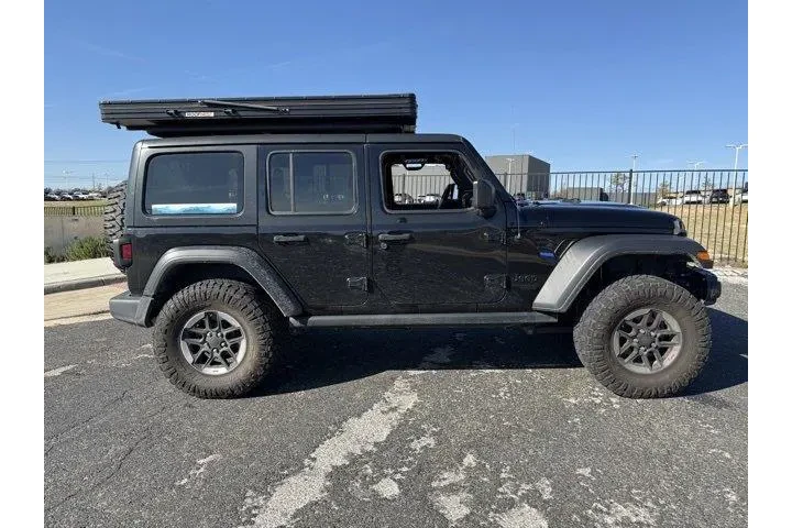 $29872 : Jeep Wrangler Unlimited 2021 image 2
