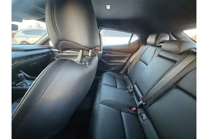 $19591 : Mazda Mazda3 Hatchback 2024 image 10