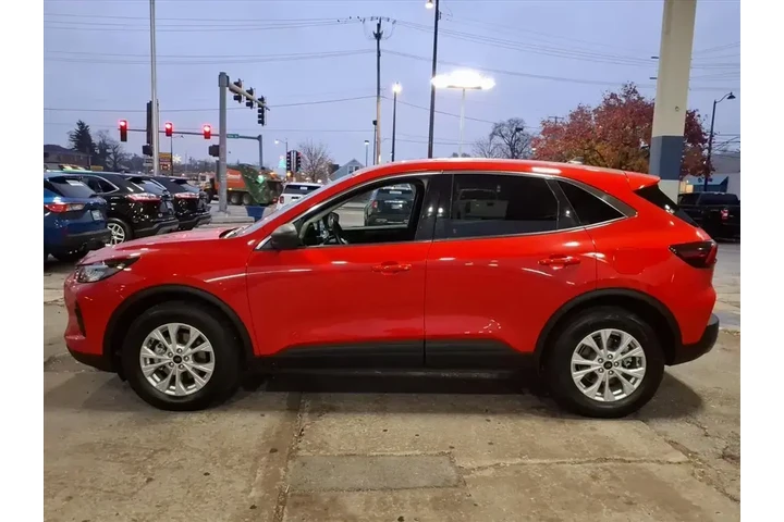 $22981 : Ford Escape 2024 AWD Active image 6