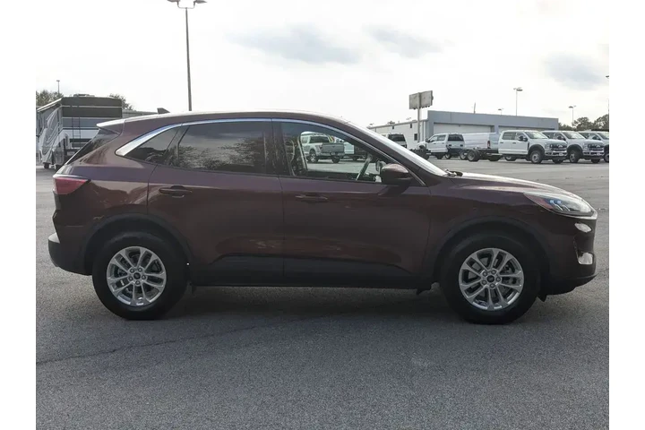 $24991 : Ford Escape 2021 AWD SE 4dr image 4