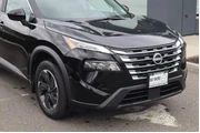 $23305 : Nissan Rogue 2025 AWD SV 4dr thumbnail
