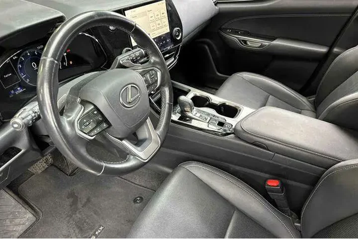 $34340 : Lexus NX 250 2024 4dr Crosso image 4
