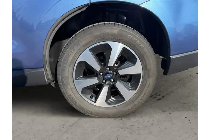 $12637 : Subaru Forester 2018 AWD 2.5 image 9