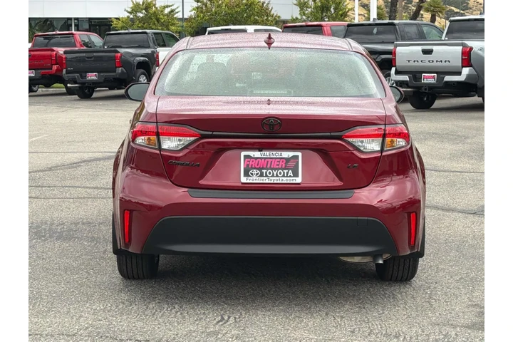 $26602 : Toyota Corolla 2026 LE 4dr S image 4