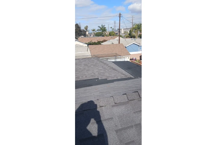 Se busca trabajo de roofing image 3