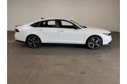 $20991 : Honda Accord Hybrid 2023 Spo thumbnail