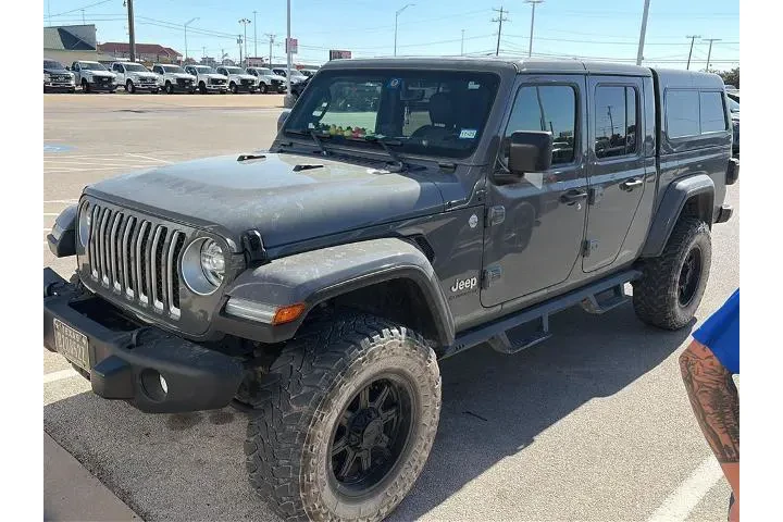 $33998 : Jeep Gladiator 2022 4x4 Over image 2