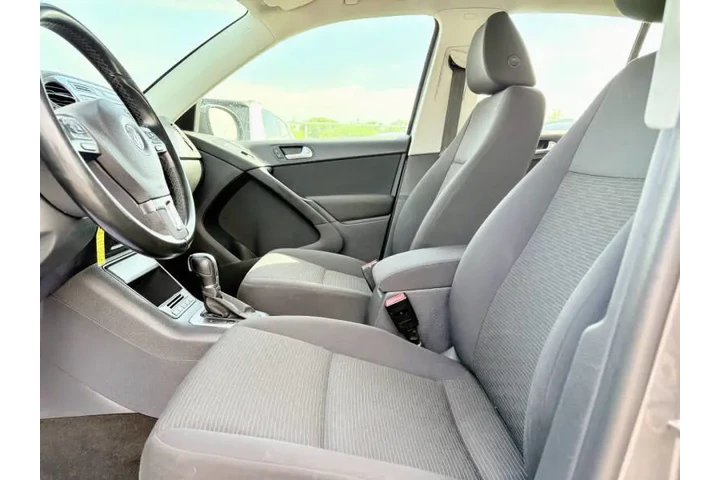 $7999 : 2015 Tiguan S 4Motion image 10