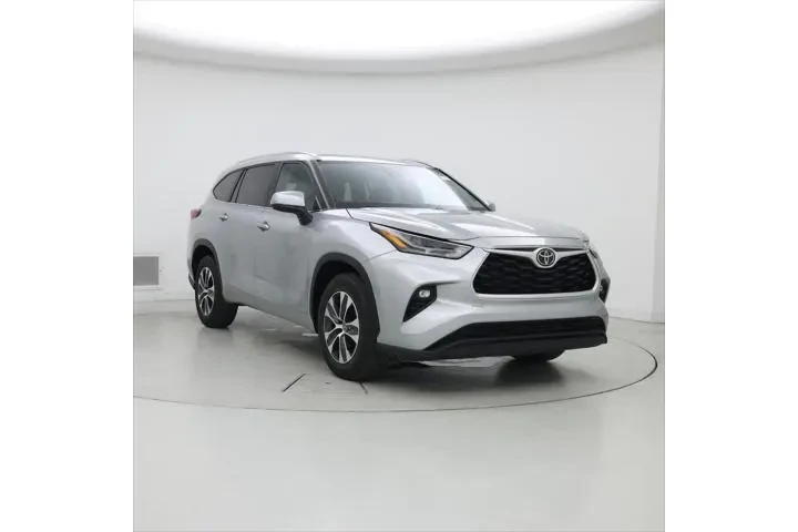 $38998 : Toyota Highlander 2023 XLE 4 image 1