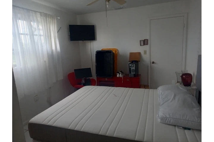 $750 : Rento habitacion image 1