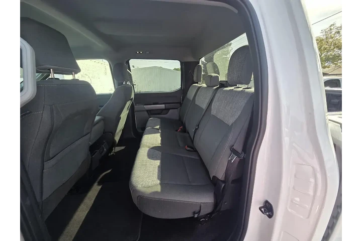 $39450 : Ford F-150 2023 4x4 XLT 4dr image 9