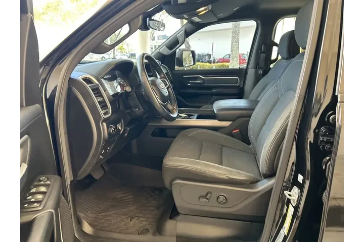 $29864 : Ram 1500 2020 4x4 Big Horn 4 image 5