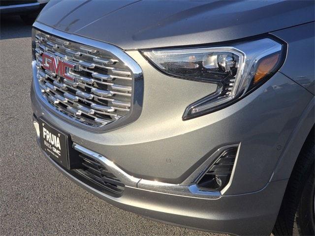 2020 GMC Terrain Denali image 10