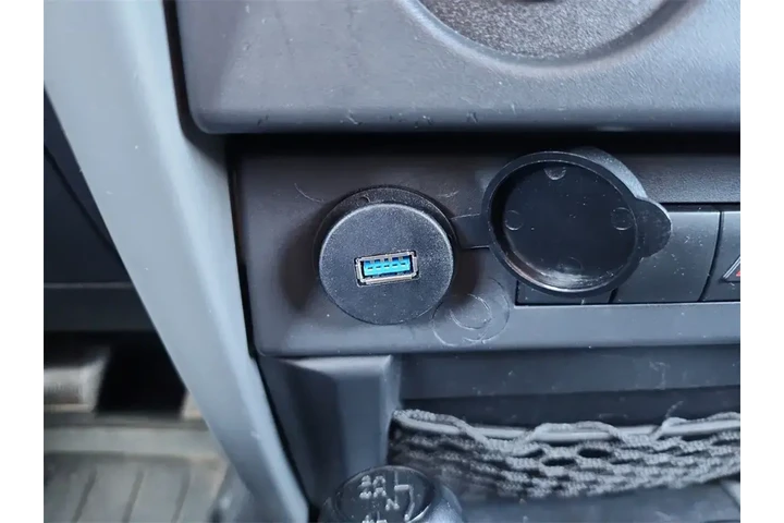 $13000 : Jeep Wrangler 2010 4x4 Sport image 10