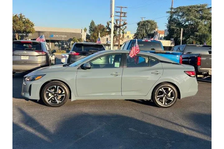 $18998 : Nissan Sentra 2024 SV 4dr Se image 3