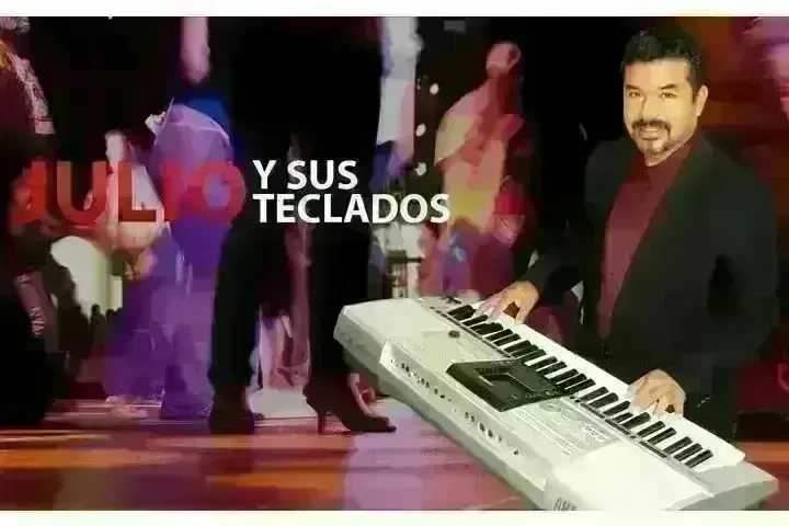 JULIO Y SUS TECLADOS $150/HORA image 2