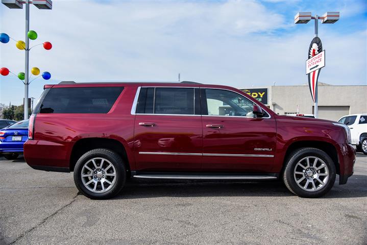 Yukon XL Denali image 9