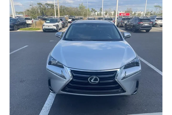 $12991 : Lexus NX 200t 2017 image 2