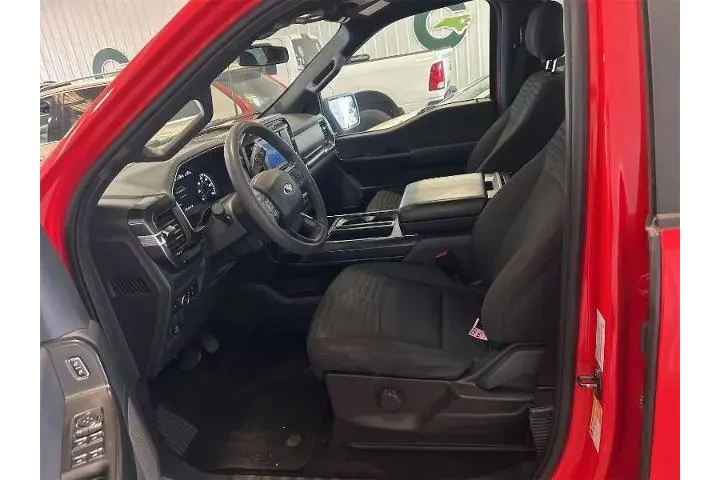 $27040 : Ford F-150 2021 4x2 XL 4dr S image 4