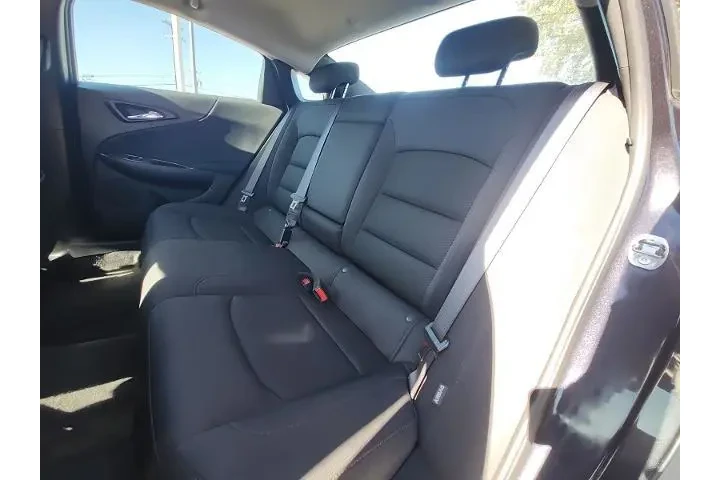 $18487 : Chevrolet Malibu 2023 LT 4dr image 8