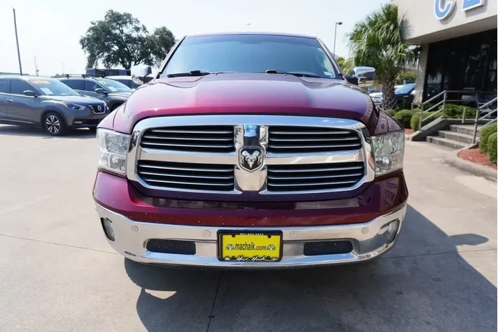 $17988 : Ram 1500 2018 4x2 SLT 4dr Qu image 2