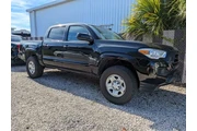$26988 : Toyota Tacoma 2023 4x2 SR 4d thumbnail