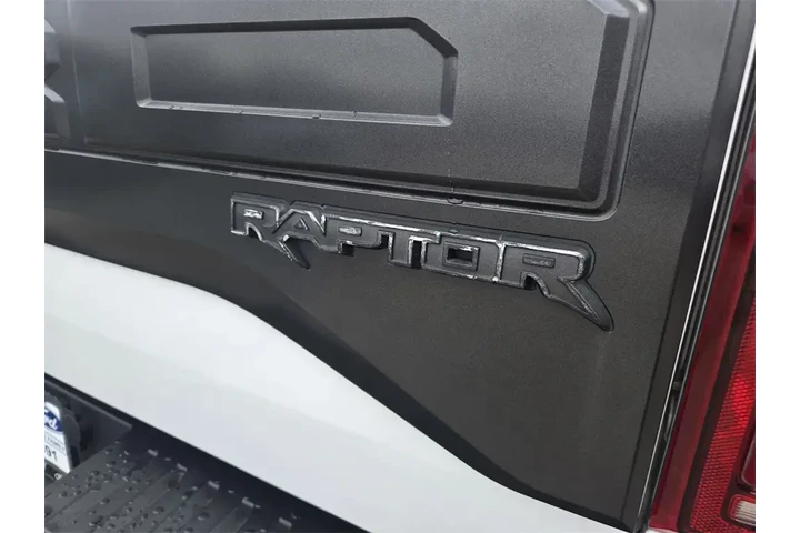 $38500 : Ford F-150 2018 4x4 Raptor 4 image 9