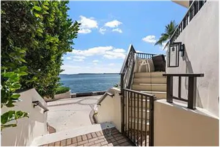 $14000 : Rental property with 2 bedro image 4