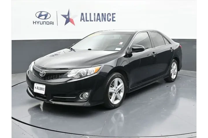 $9390 : Toyota Camry 2014 XLE 4dr Se image 1