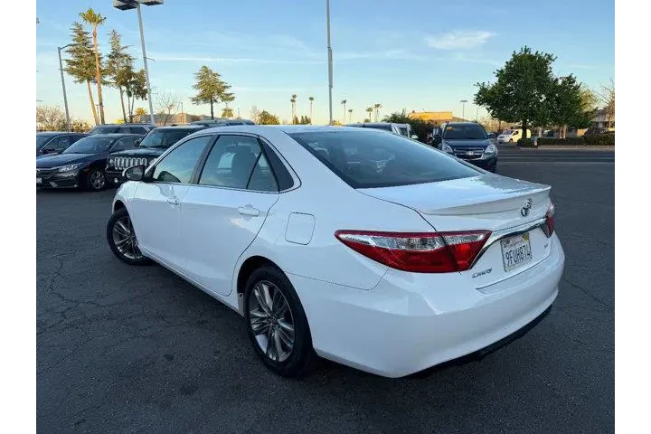 $16495 : Toyota Camry 2017 SE 4dr Sed image 5