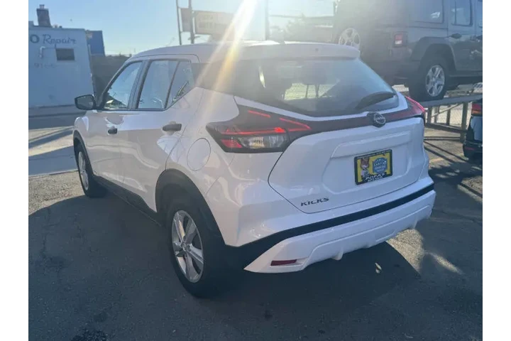 $19995 : 2023 Kicks S image 6