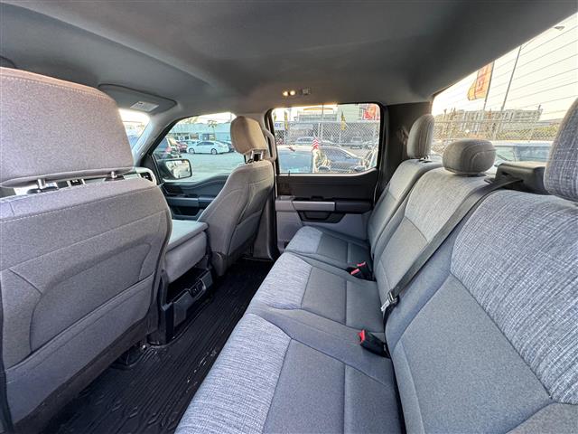 $27500 : 2021 Ford F150 4x4 image 3