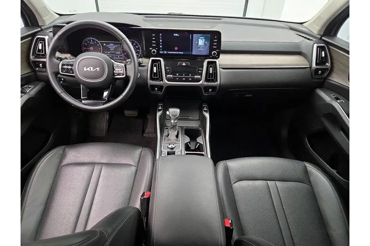 $28998 : Kia Sorento 2023 EX 4dr SUV image 9