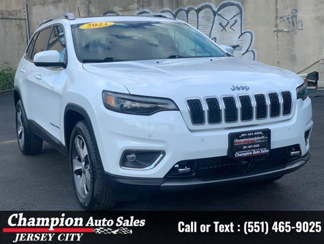 Used 2021 Cherokee Limited 4x image 7