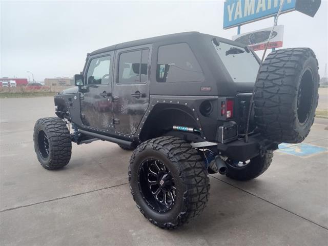 $63998 : 2014 Wrangler image 3