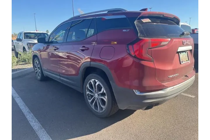 $12798 : GMC Terrain 2018 4x4 SLT 4dr image 4