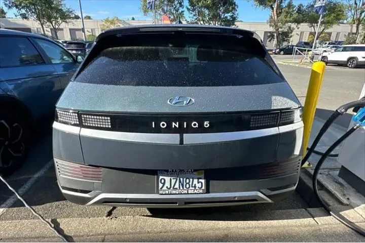 $25690 : Hyundai IONIQ 5 2024 SEL 4dr image 4