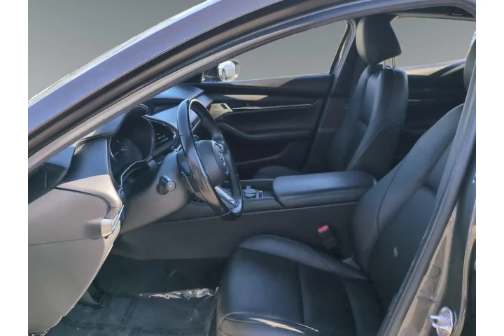 Mazda Mazda3 Hatchback 2023 image 9