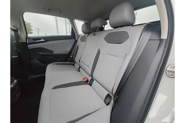 $21695 : Volkswagen Taos 2024 SE 4dr image 8