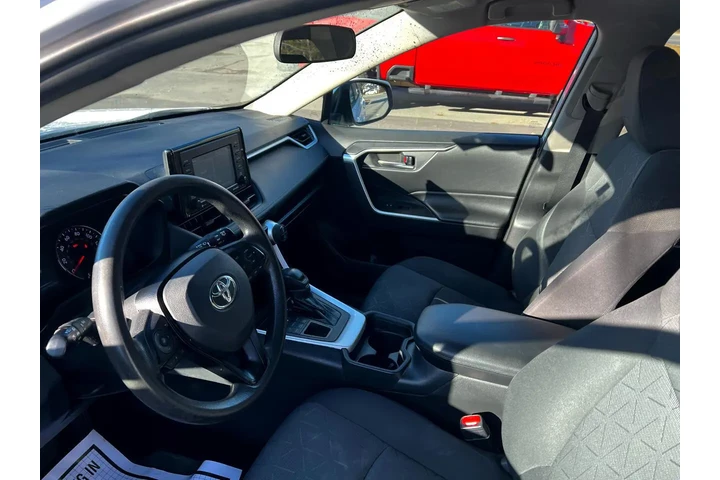 $23900 : Toyota RAV4 2020 AWD XLE 4dr image 10