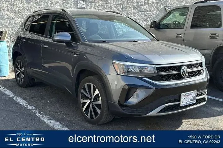 $17895 : Volkswagen Taos 2022 SE 4dr image 1